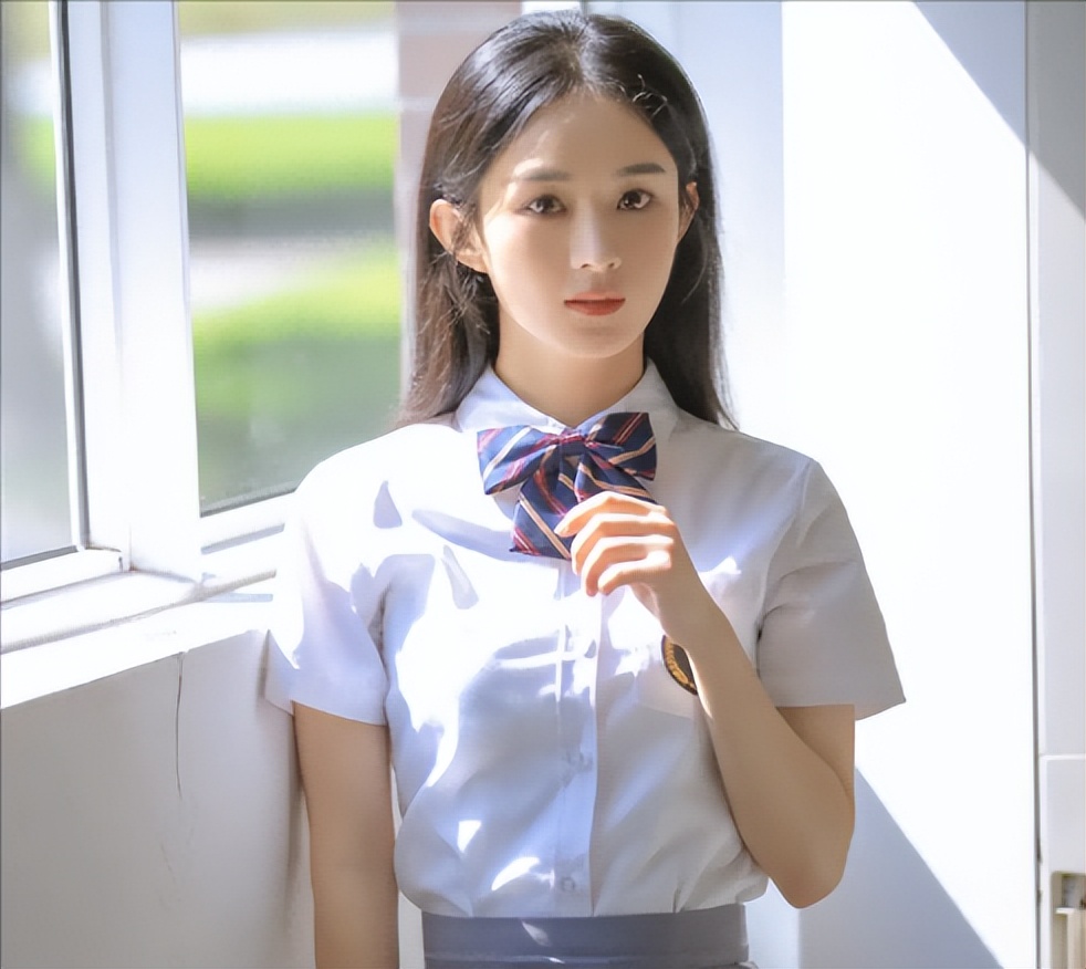 同样是演学生，把张柏芝、赵丽颖和吴倩放在一起，美得各有千秋