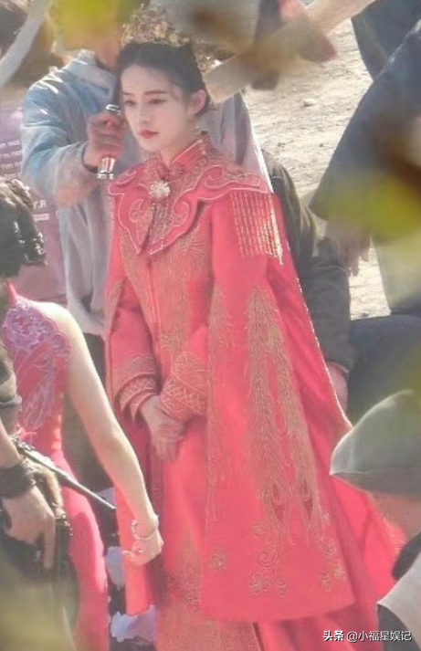 同样演“红装女神”,把刘亦菲景甜和王祖贤朱茵对比看,谁更胜一筹