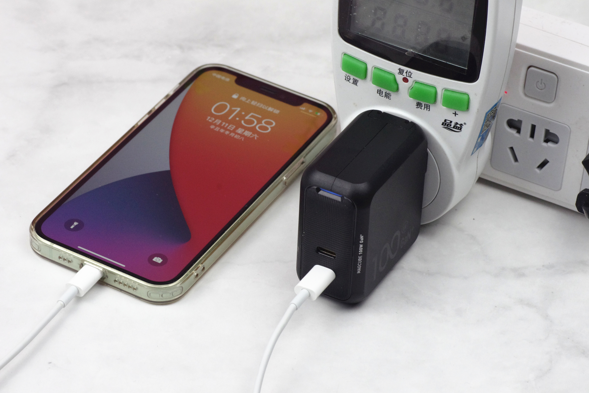 充電小鋼炮，筆記本手機都能用，Aohi 100W氮化鎵充電器體驗