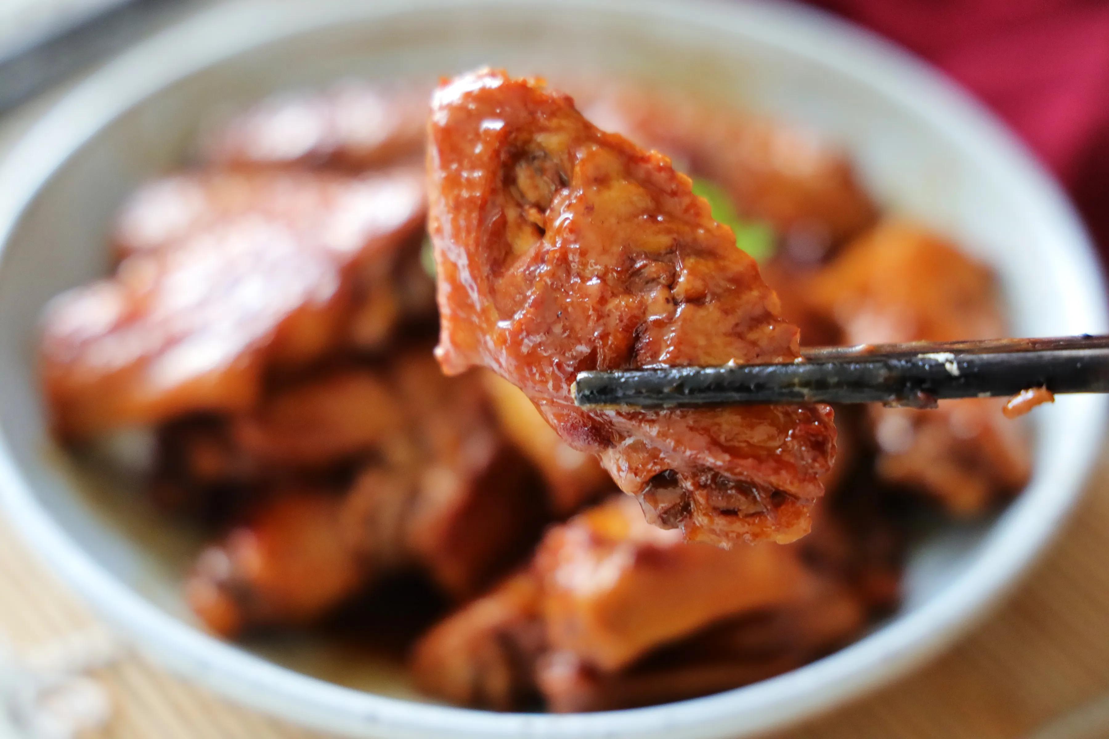 这大概是鸡翅最简单的做法了，适合日常给家人吃，手残党也能成功