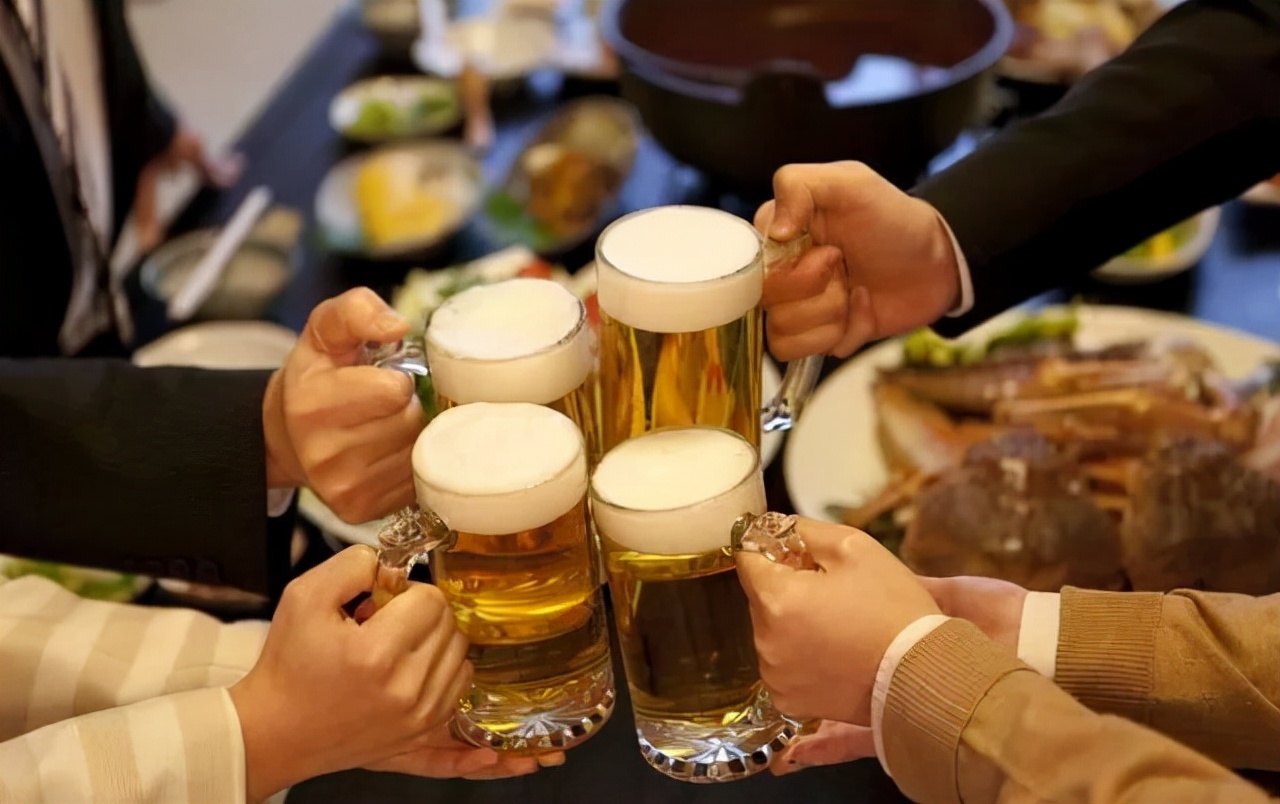 酒后胃部不适呕吐难受的缓解方法
