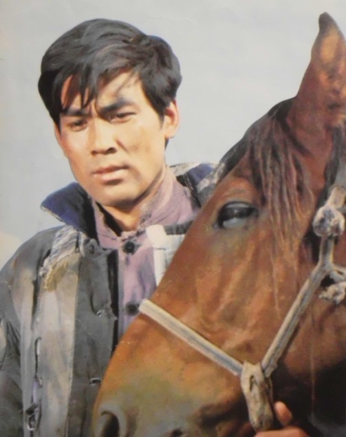 禁欲还是享乐？《灵与肉》里的弃儿，用苦难完成了自我救赎