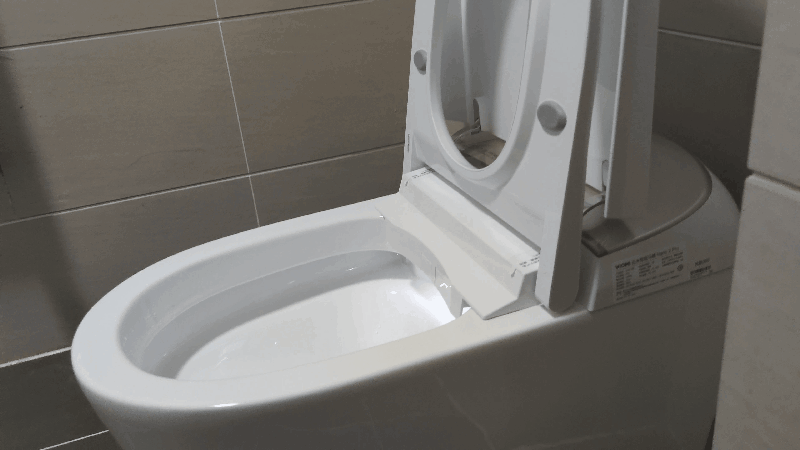 小米有品推出懒人马桶！双重抗菌，告别臭味尴尬