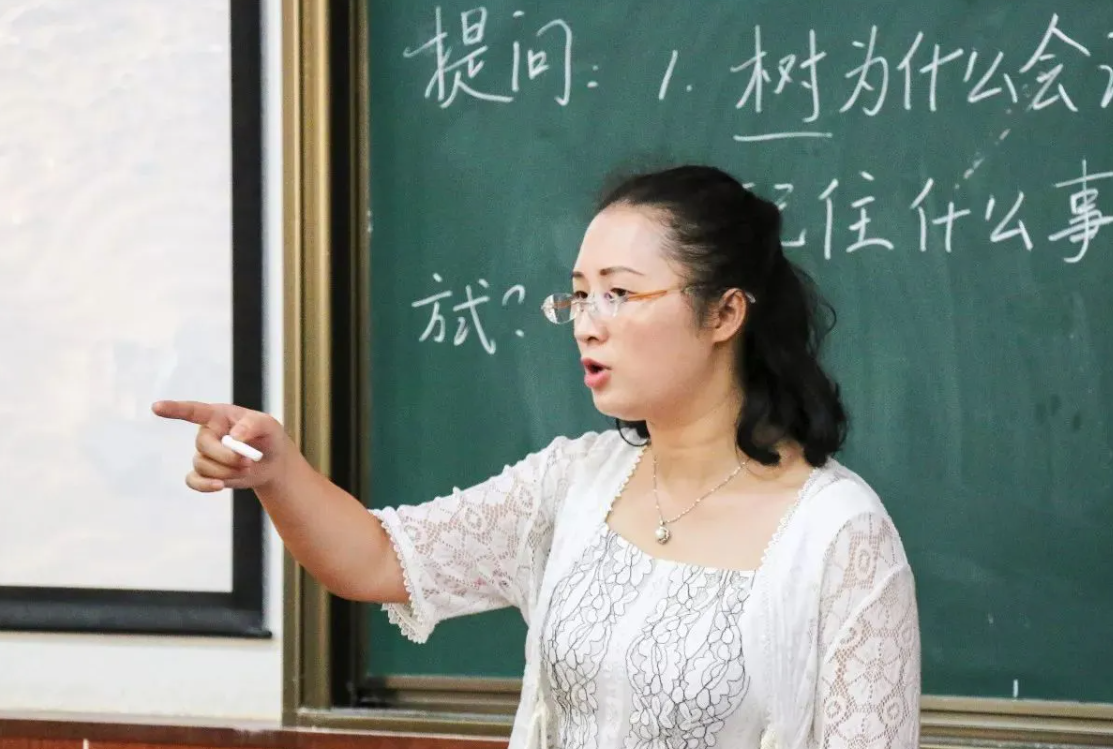 想当教师的学生注意，这三类教师或成“香饽饽”，发展也很可观