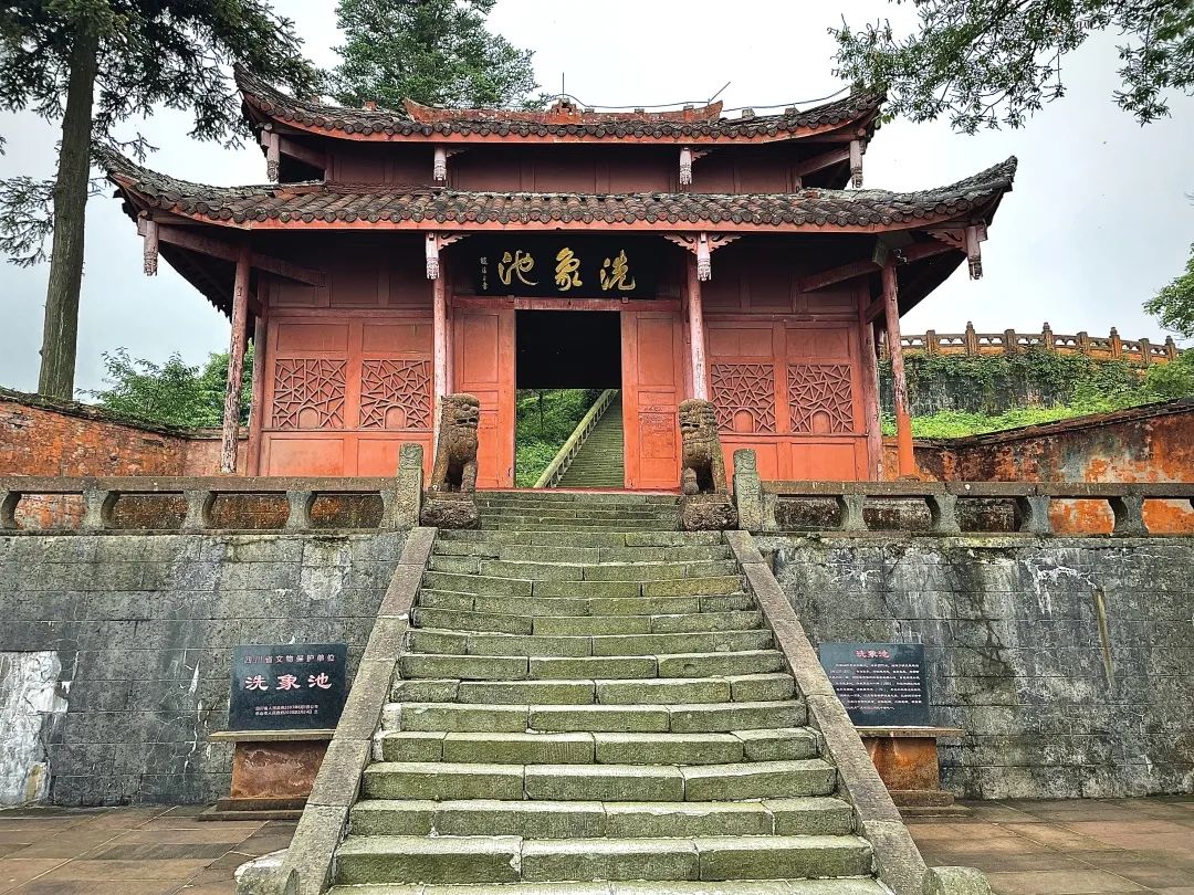 超詳細超實用！峨眉山2天1晚徒步攻略收藏起來慢慢看