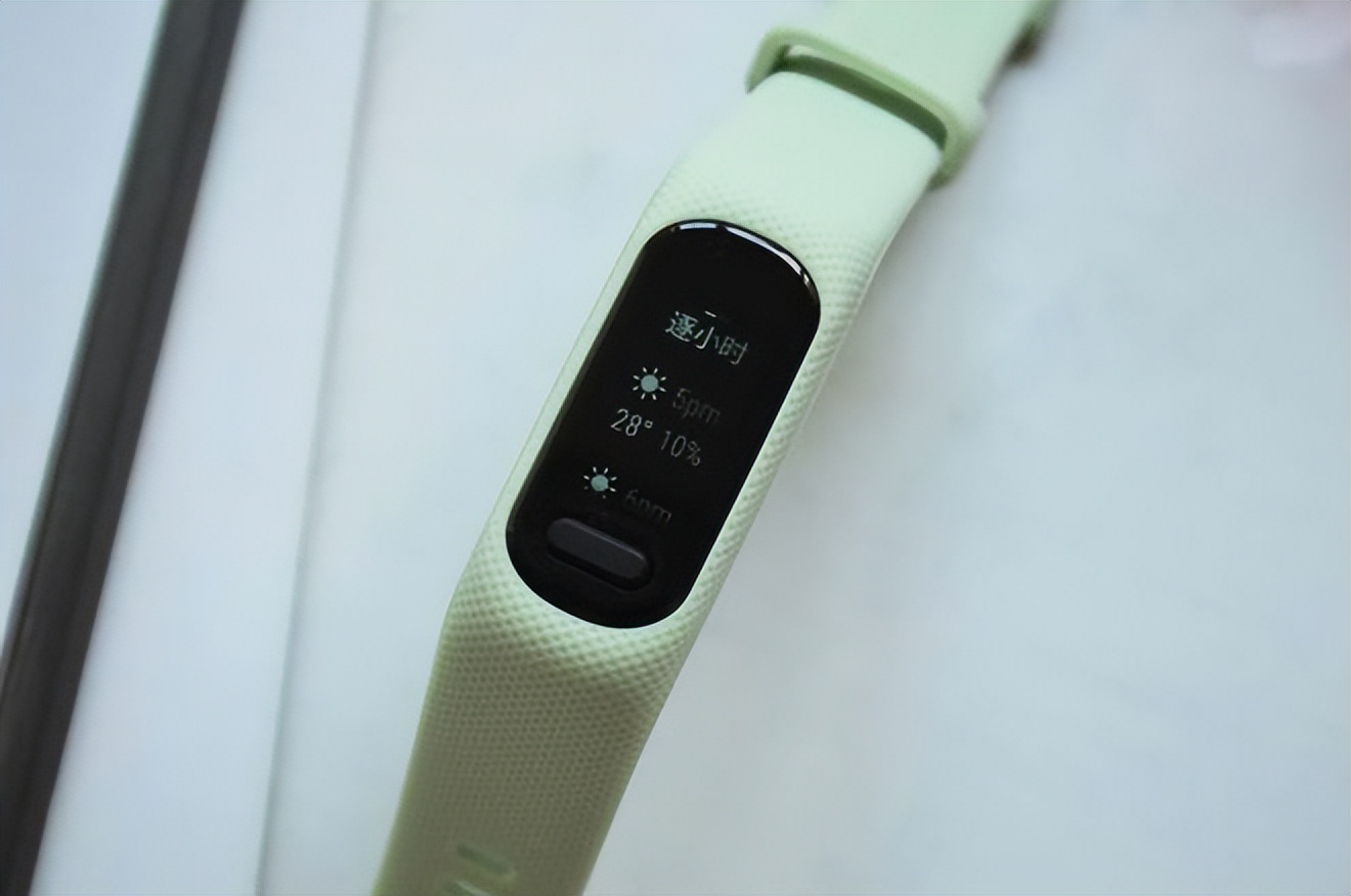 監測女性職場壓力 garminsmart 5智能運動健康手環全面呵護女性