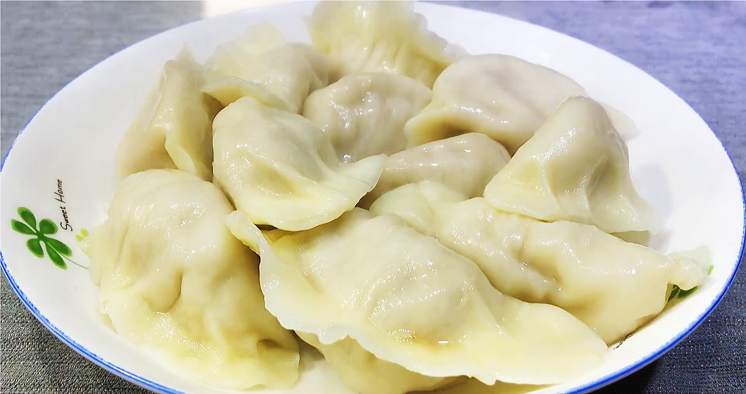 正月初六返程上班，别忘吃7种离别饭，带3种吉祥果，寓意家顺业顺