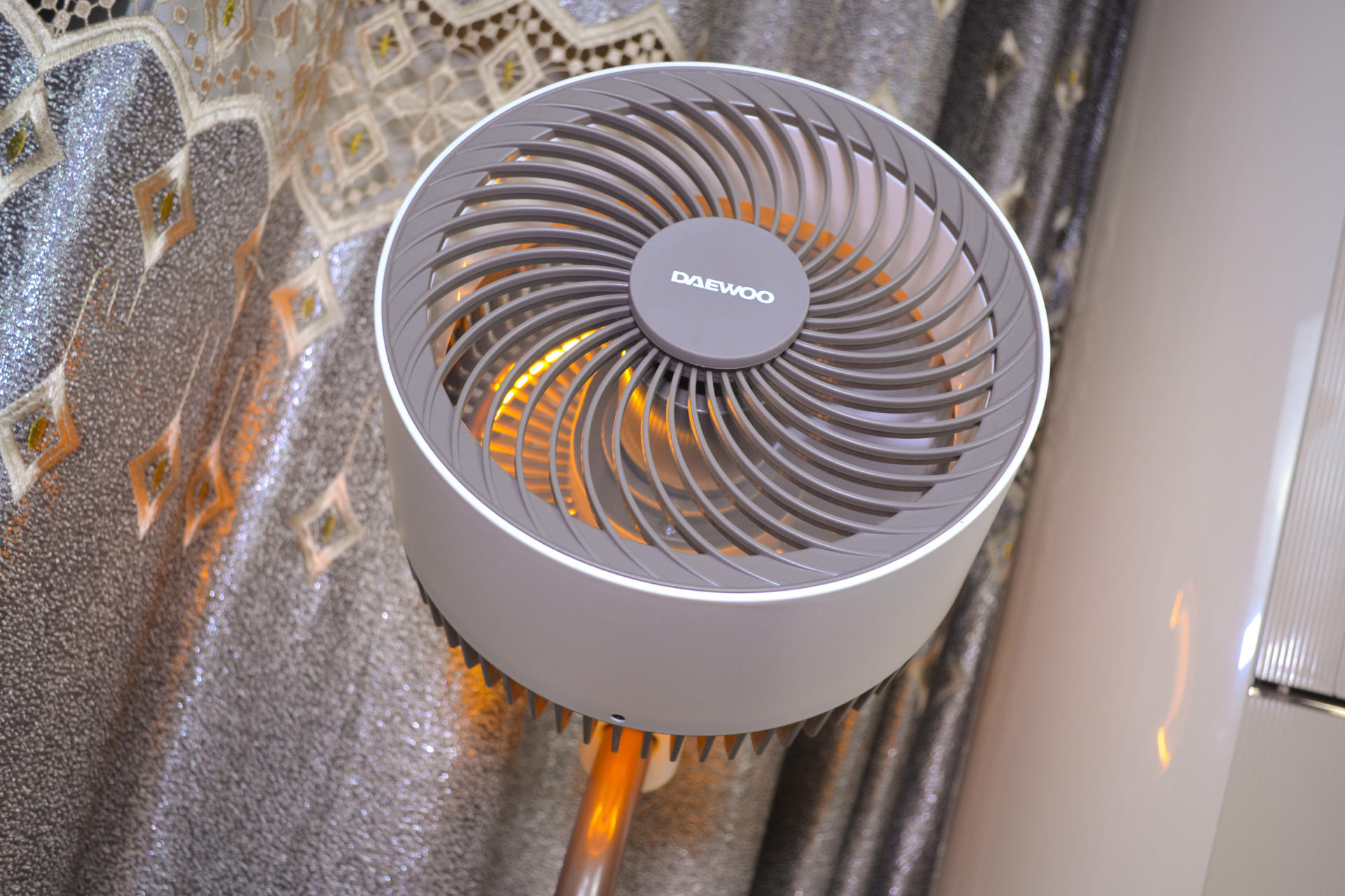 清风徐来消夏好物 大宇空气循环扇