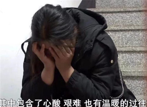 丈夫出轨被妻子现场抓住，漂亮小三竟嚣张叫嚣：给你42万和他离婚