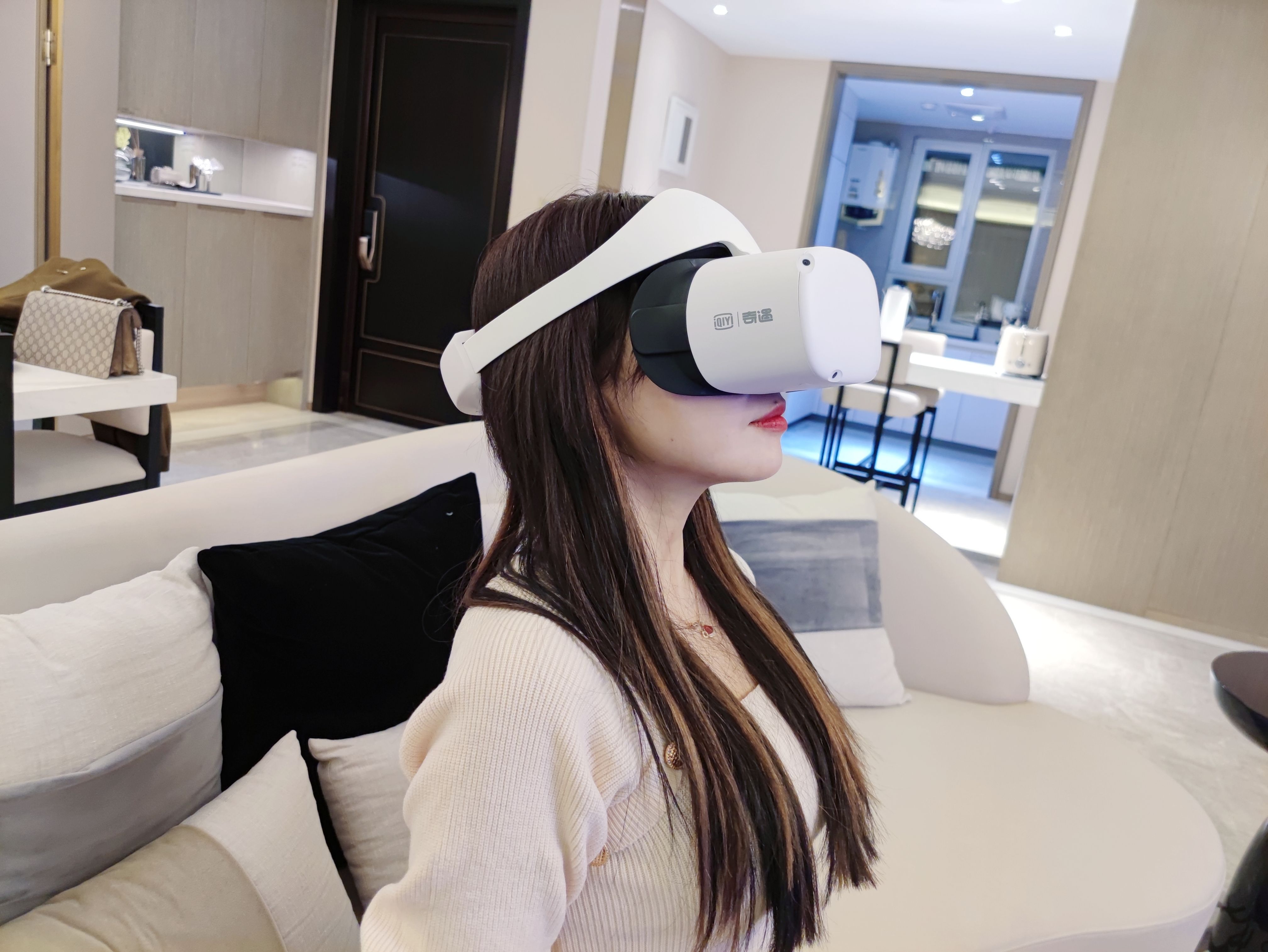 性能爆棚，爱奇艺奇遇Dream VR一体机让你畅享元宇宙