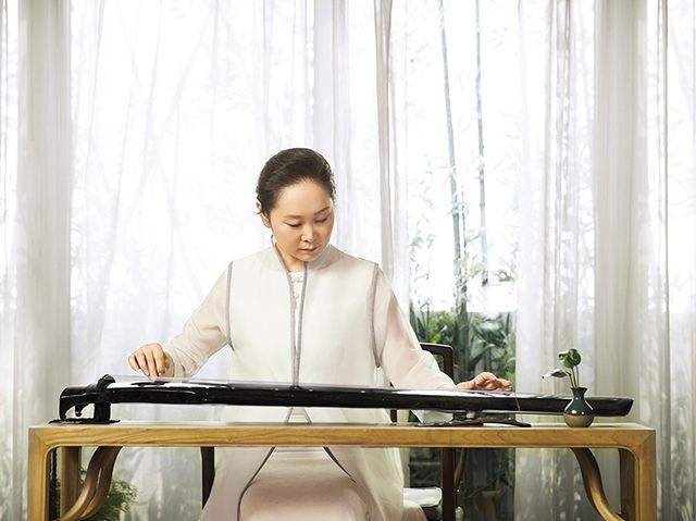 她卖豆腐起家45岁丧夫，却成为天津女首富，给武汉和汶川捐1亿