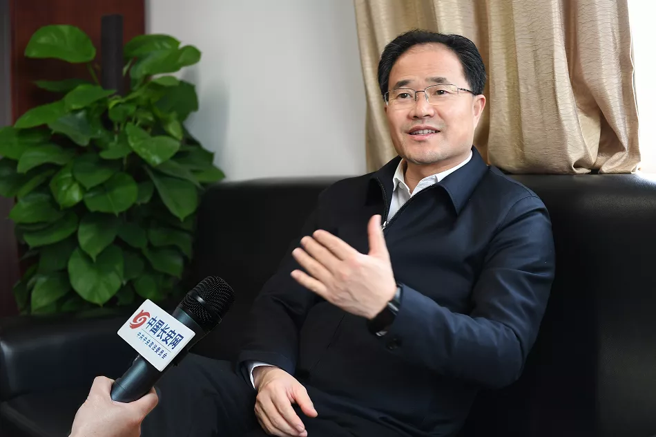 “总冠军”现身！