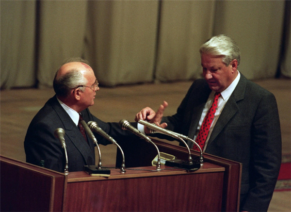 叶利钦为什么要让苏联解体,当苏联总统不好吗?
