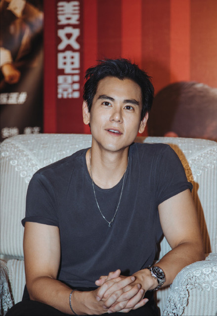 彭于晏:得罪大花后资源下跌,追舒淇无果,为蔡依林遭公司雪藏 第9张