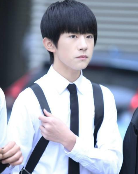 易烊千玺决定放弃入编，遗憾却无奈，考编公示后放弃有什么影响？