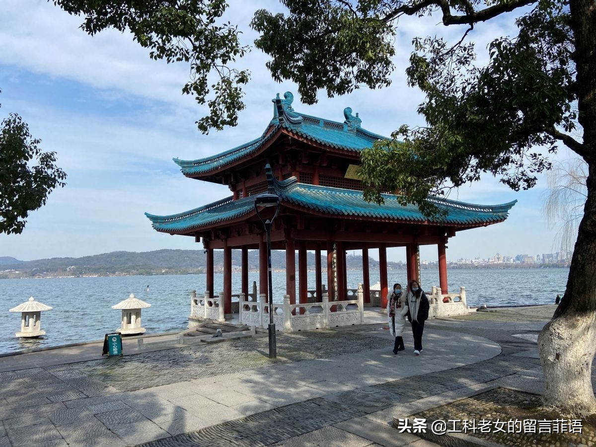 杭州：早春二月的西湖十景，断桥有残雪、苏堤未晓春