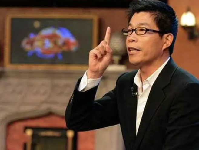 华谊王氏兄弟两人，挥金如土时有多辉煌，人走茶凉后就有多落魄