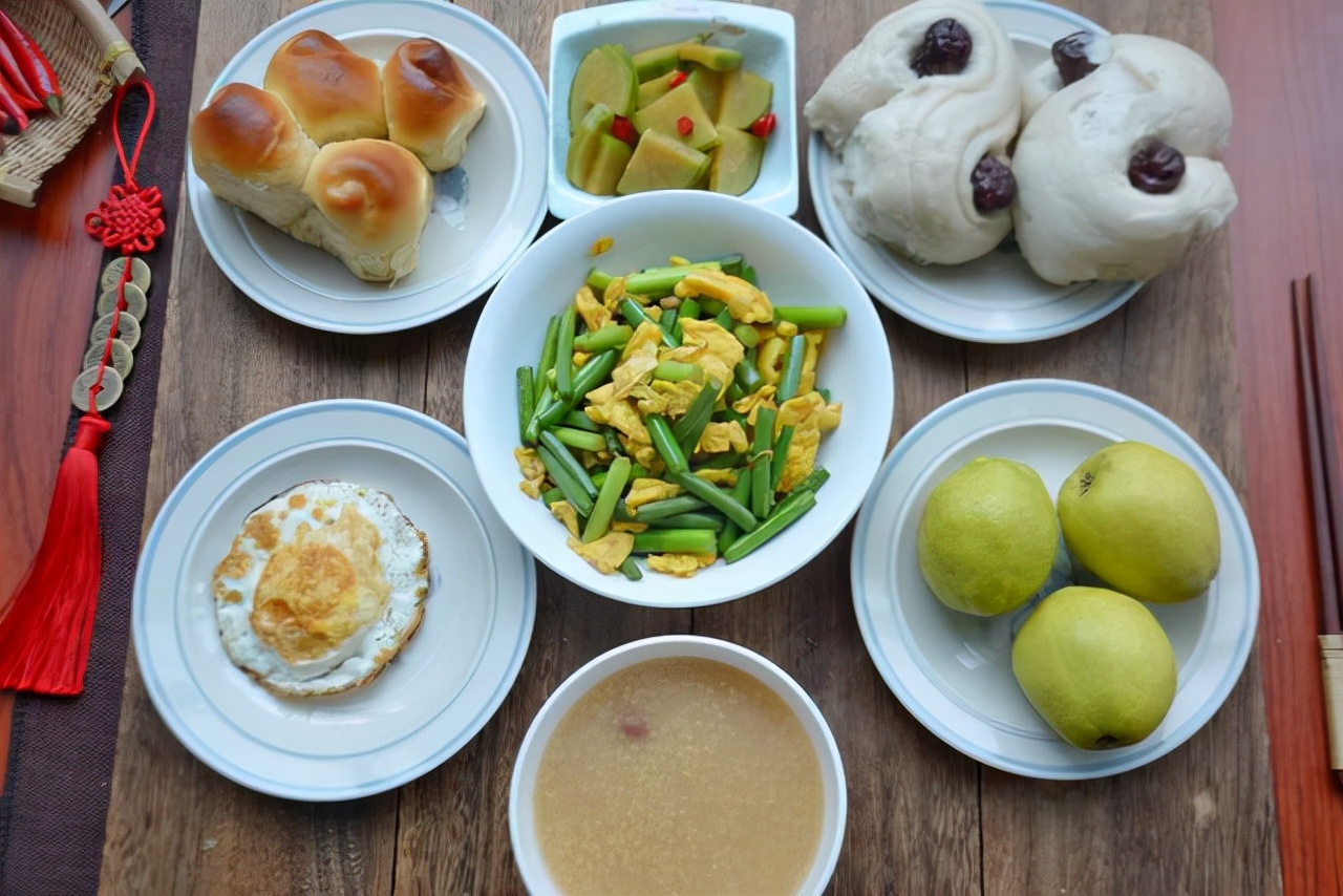 长期不吃早饭的人，最后都怎么样了？3个问题或悄悄缠上身