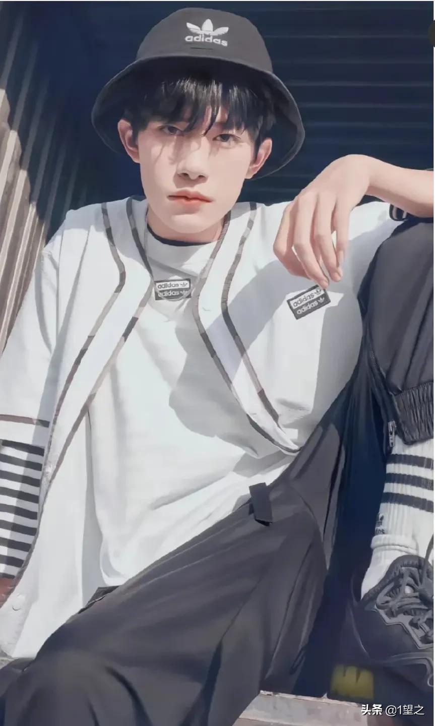 易烊千玺，独一无二的形容词