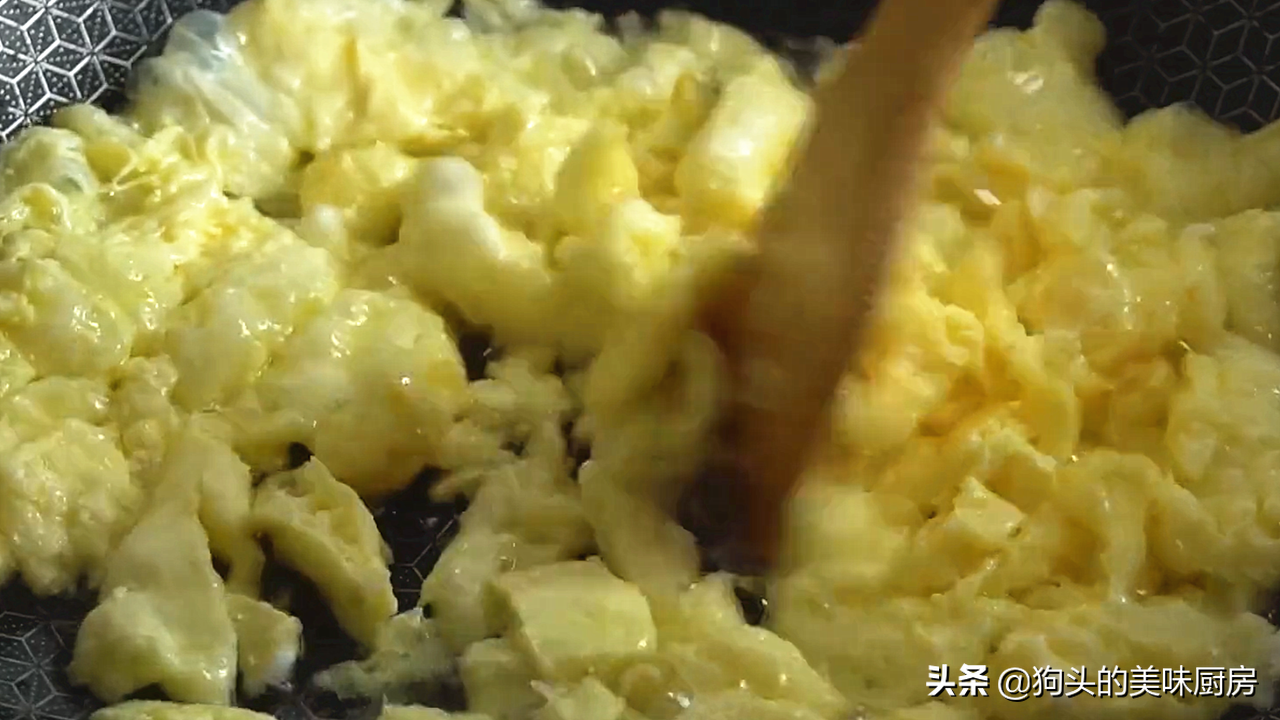 省事的菜卷，不和面不醒面，一擀一卷，营养丰富味道鲜，孩子喜欢