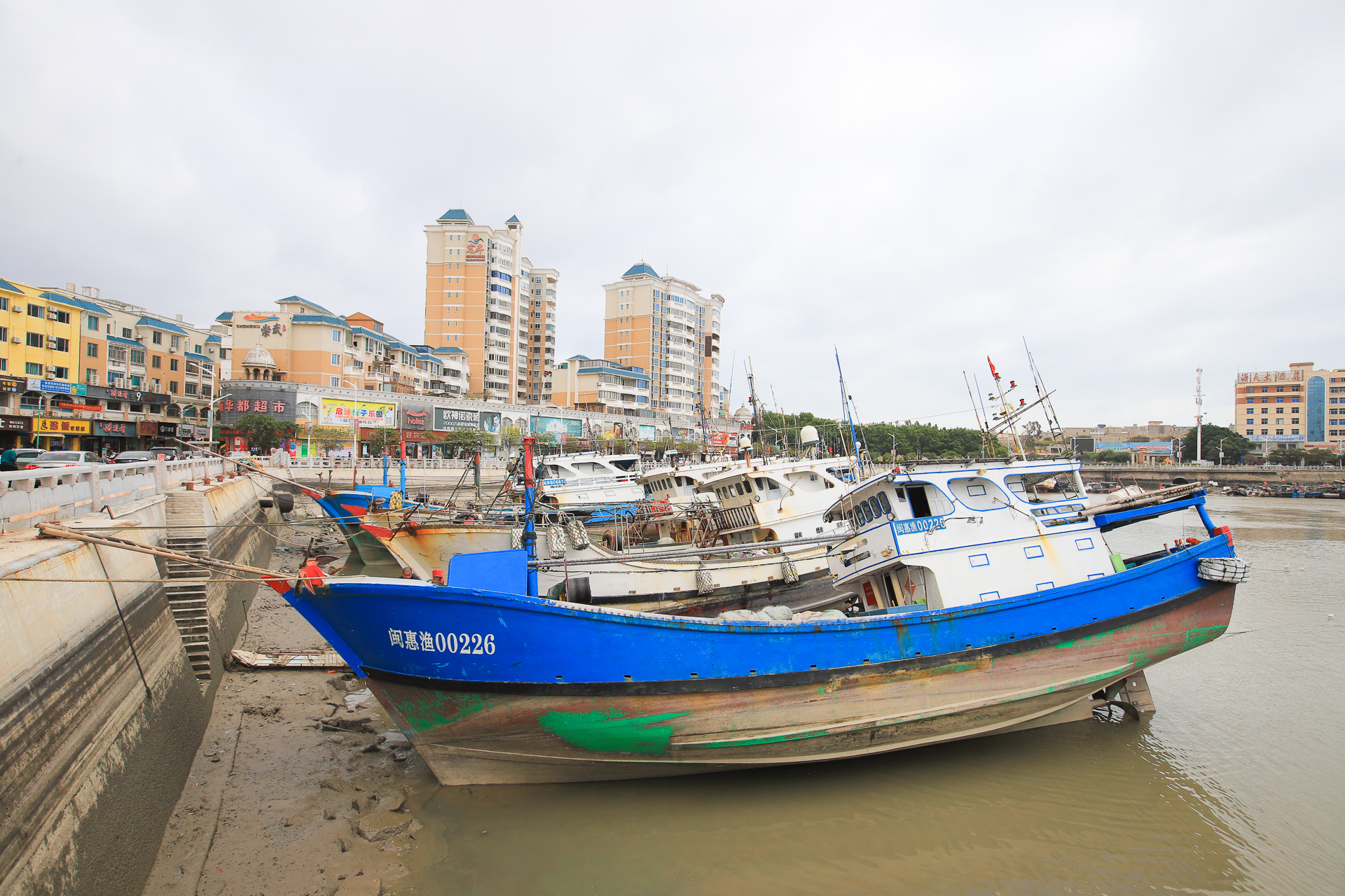 泉州周边小众旅游地,这个冬天到滨海小城惠安崇武过个暖冬