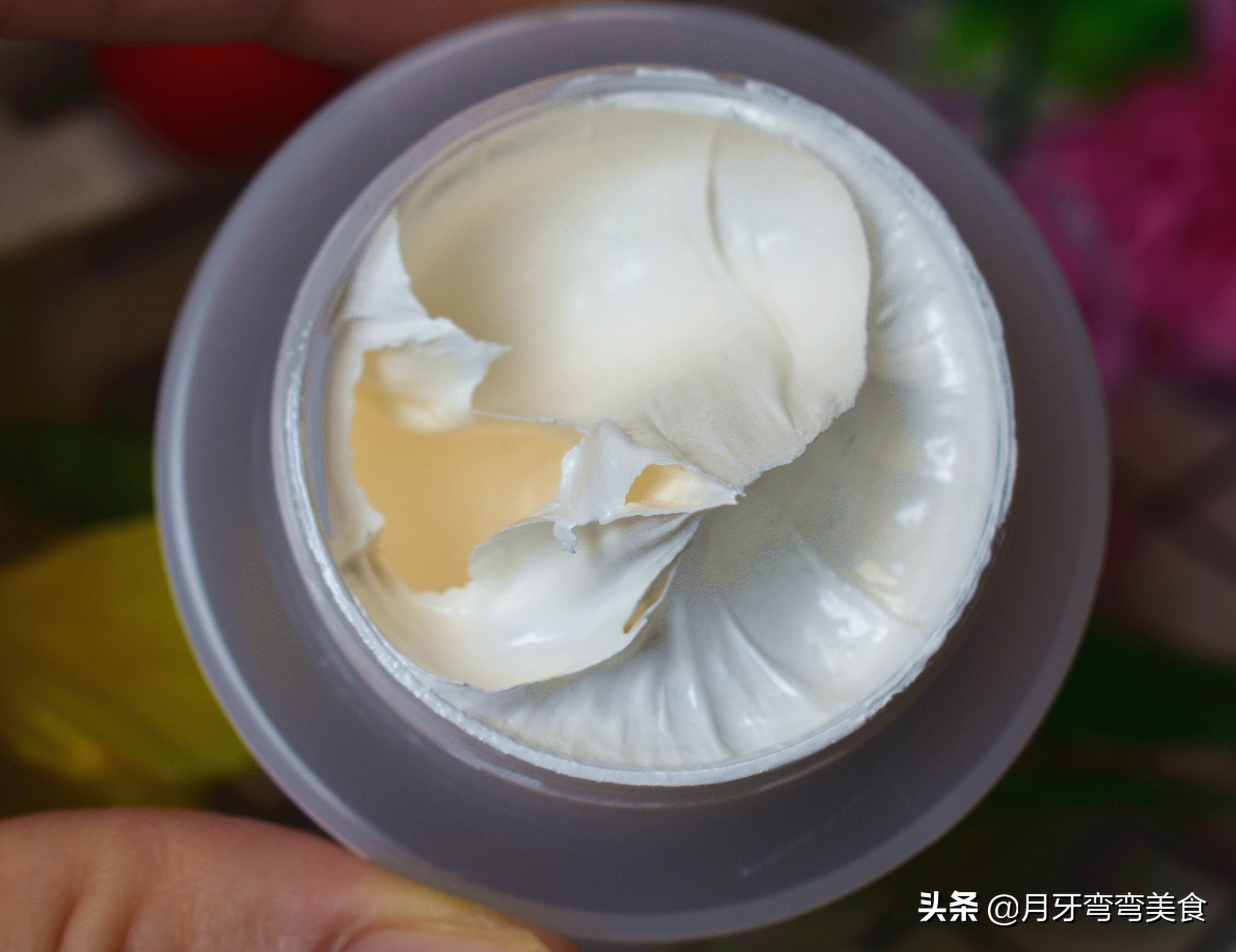 40岁女人，“素颜霜”不妨选这3样国货，保湿提肤色，春夏用挺好