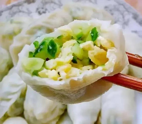 黄瓜鸡蛋虾米饺子