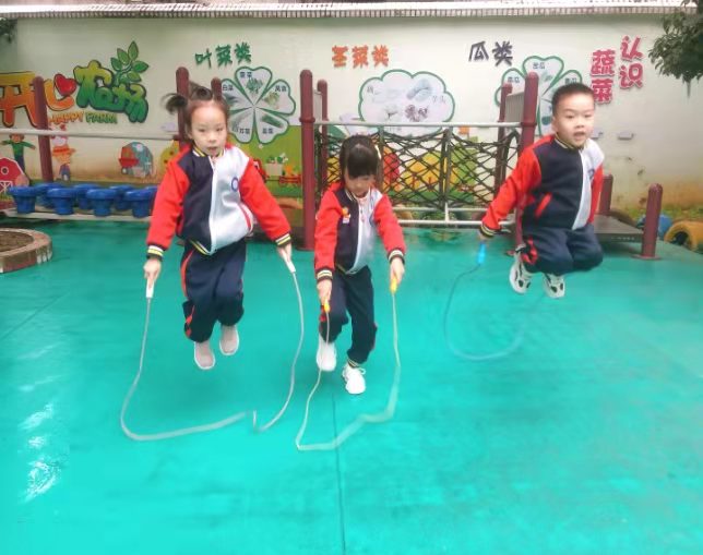 宜黄县幼儿园：让孩子在特色教育下茁壮成长