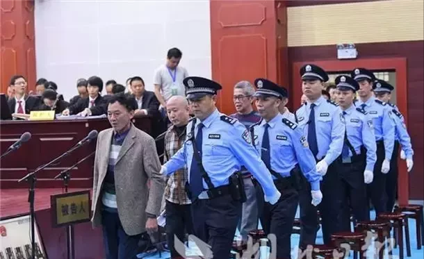 中国黑势力排行榜(广东陆丰恶霸陈金朝落网记) - 营销号