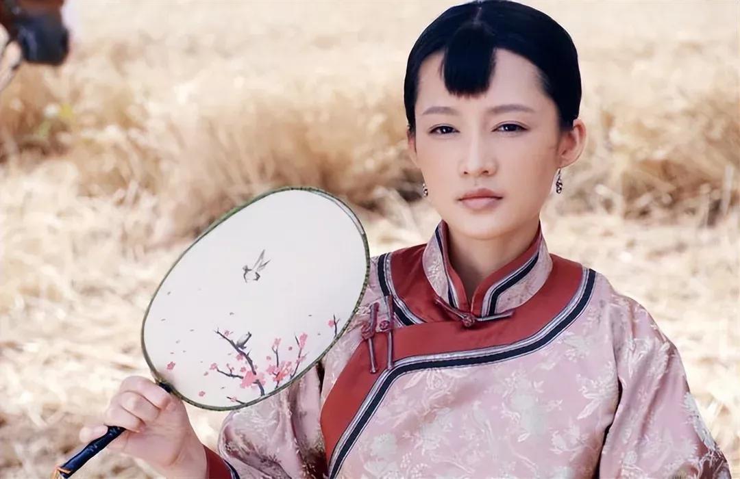 李沁：清纯甜美，优雅灵动，温婉迷人