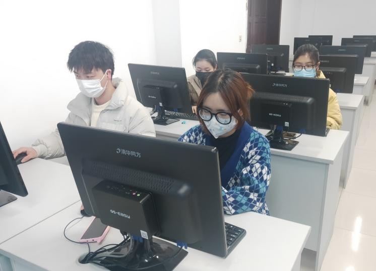 领域最高、连创纪录！短短两个月内，这所大学拿下多项第一与唯一