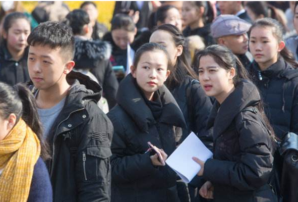 浙江传媒学院官网（2021浙江传媒艺考现场图曝光）