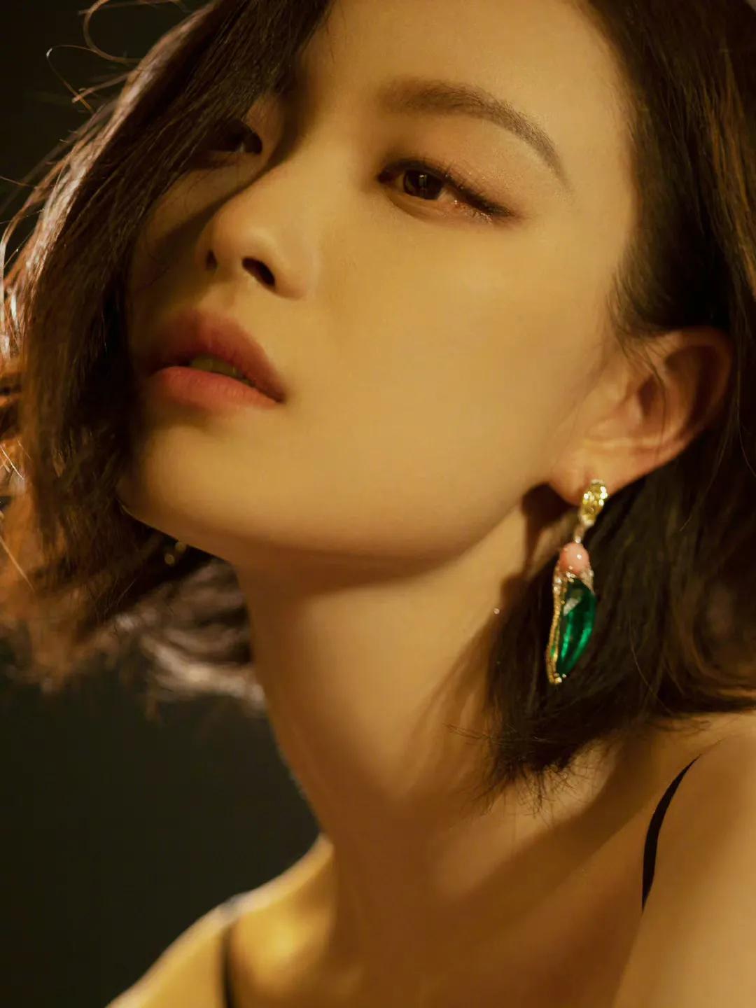 女明星的侧颜杀，每一张都令人心动