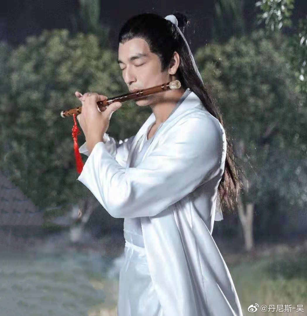 丹尼斯·吴：帅到马思纯对他哭不出来，和镜玄撞脸，40岁还是很帅