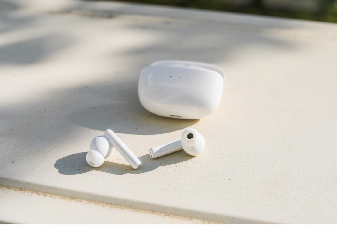 不到两百的降噪耳机会不会拉胯？绿联T3耳机轻体验