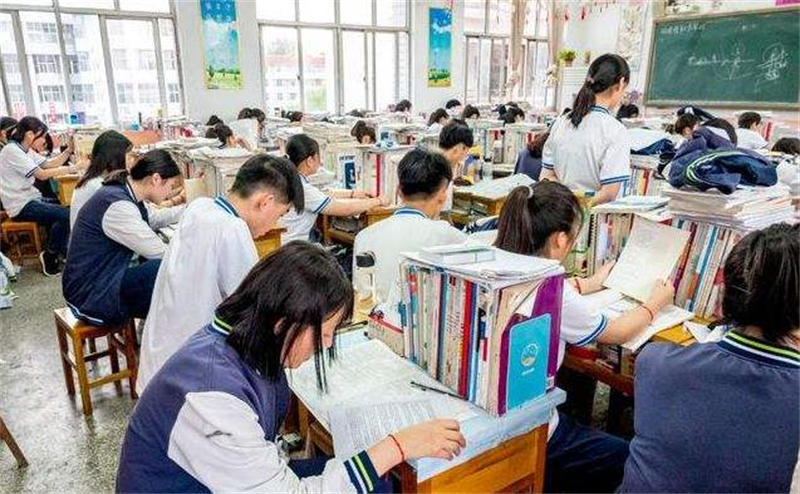 “学神”王端鹏：高考成绩749，仅差一分满分，怎么做到的？