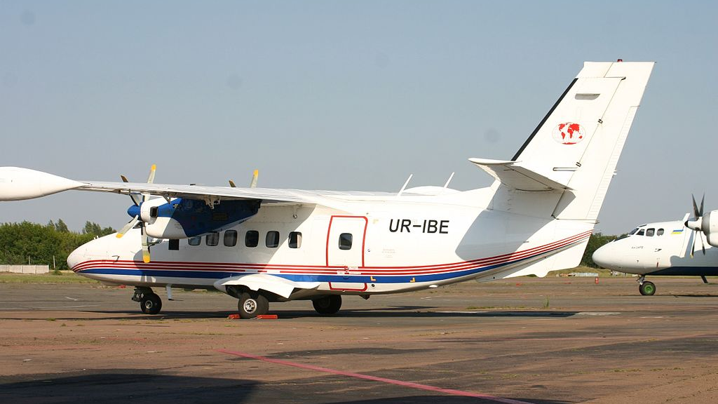 2,3月2日,南苏丹南方至尊航空let l-410飞机,10人空难2021年2月10日