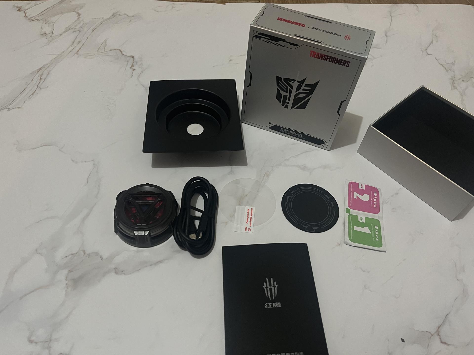 努比亚红魔冰磁散热器体验：手机不再发热卡顿，是夏天的最佳伴侣