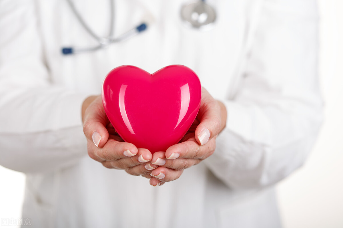 提醒中老年人：生活中的8件小事，也能影響心臟健康，請盡量避免