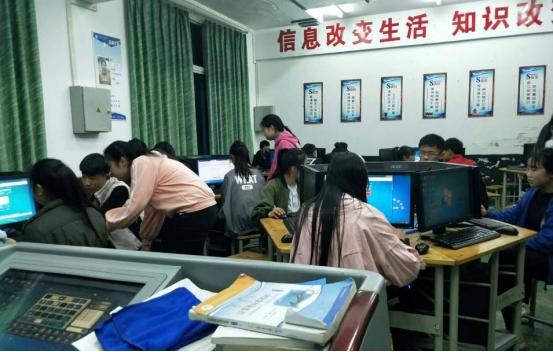 公务员涨工资（又一）