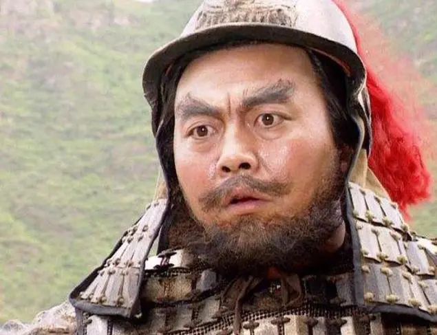 李逵比张飞小多少岁？