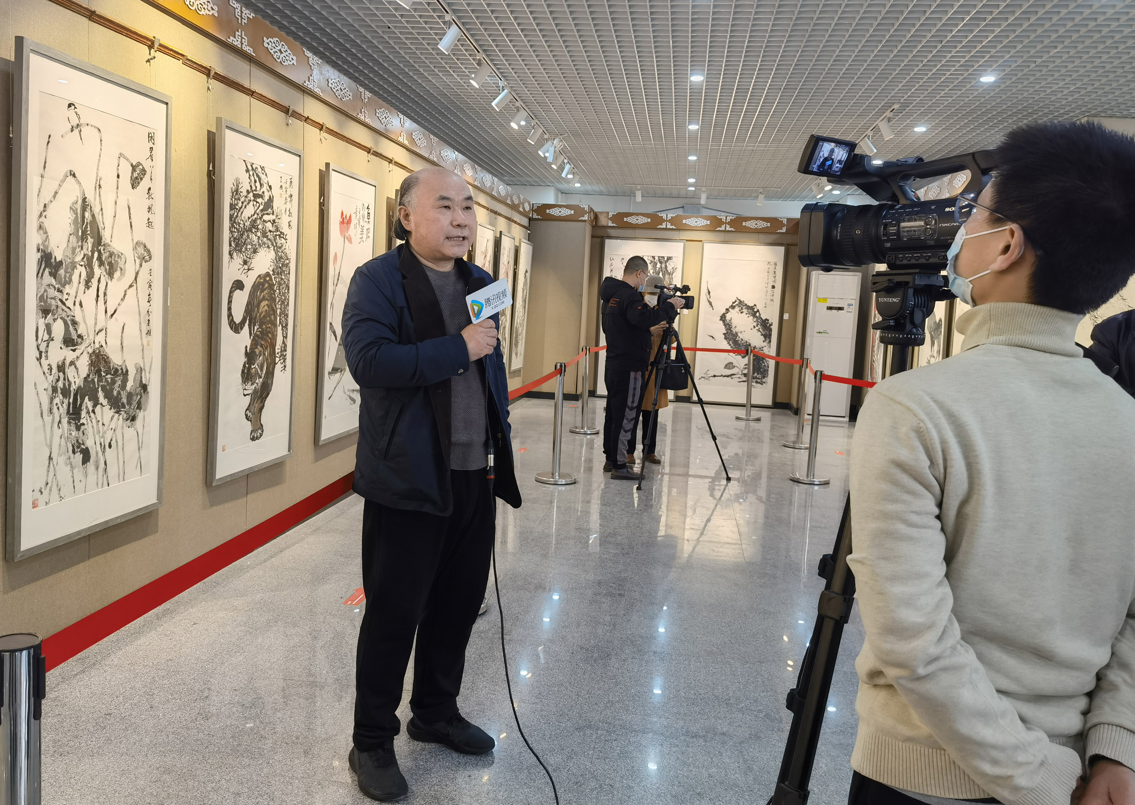 花鸟画大家邢少臣携25位得意弟子于玉渊潭公园敲开“大匠之门”