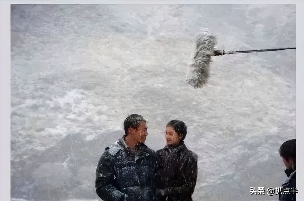 8位男演员均以偶像身份走红，生活中却偏偏成了“宠妻狂魔”