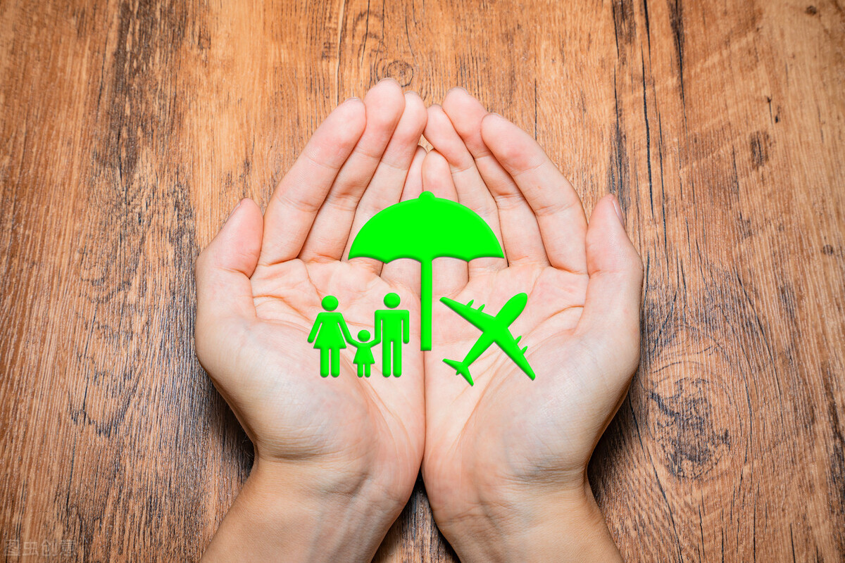 航空意外险要如何买才合适？当飞机失事时，保险能赔多少钱？