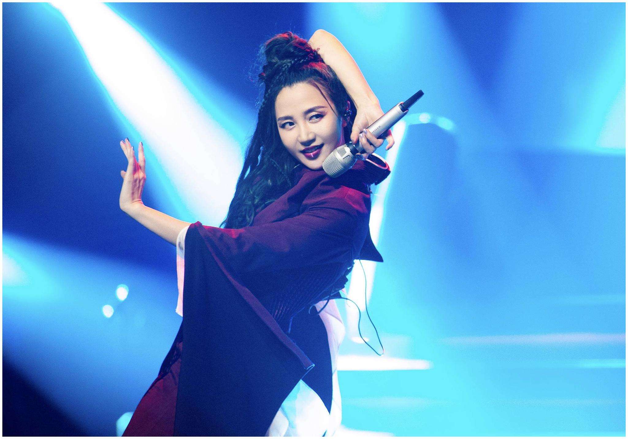 红得快，沉得也快，这7位“风光不再”的歌手，有人太可惜了