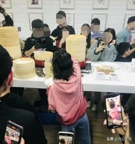 7位“个子矮”的女星，个个身高不到160，她们的身高太不懂事了