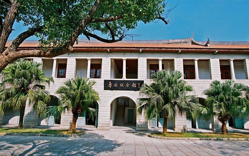 2021年厦门大学本科毕业生升学分析：六成保研深造，四成考研升学