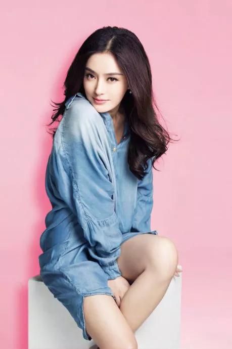 秦岚：气质婉约，温婉大方，魅力四射