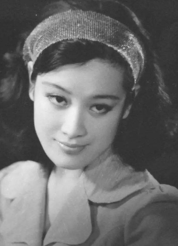 索宝莉：因一首歌爆红，为丈夫屈建远嫁，身世凄苦，56岁病逝异乡