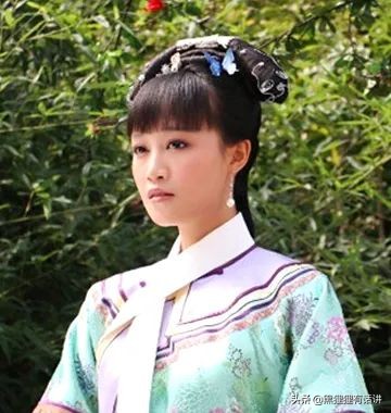 ​同样喜欢果郡王，为何叶澜依浣碧和孟静娴穿绿衣服，甄嬛却不穿